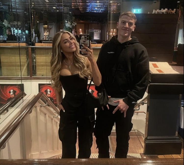 邮报：网红女友保罗已证实，她与切尔西新援德拉普已正式分手